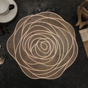 Decorazione sottopiatto. Fiore di Rosa dorati. 38cm