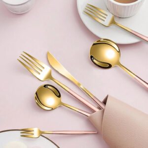 Set di posate di 5 pezzi. Oro/Rosa