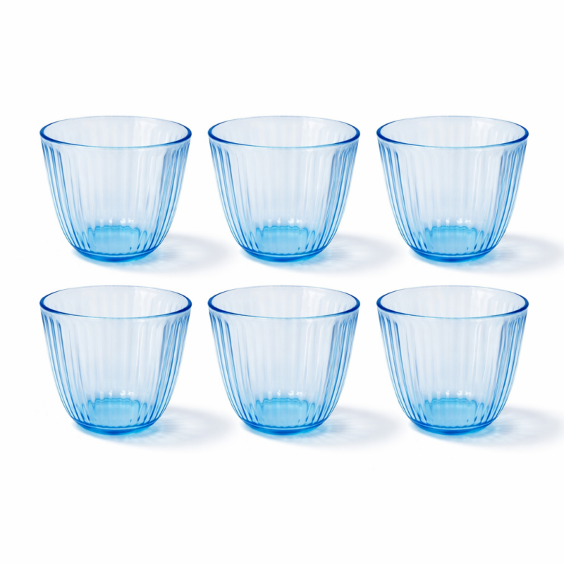 Bicchieri acqua colorati. Azzurro