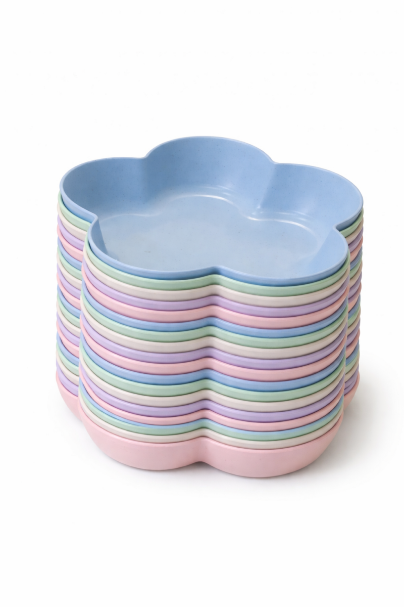 Kit multicolori. Piattini di plastica resistente. 20 pezzi