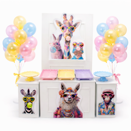 Kit completo per la festa. Stampa a tema, set strutture 4 pezzi, supporto per I palloncini, kit alzate, vassoi, piattini a scielta.